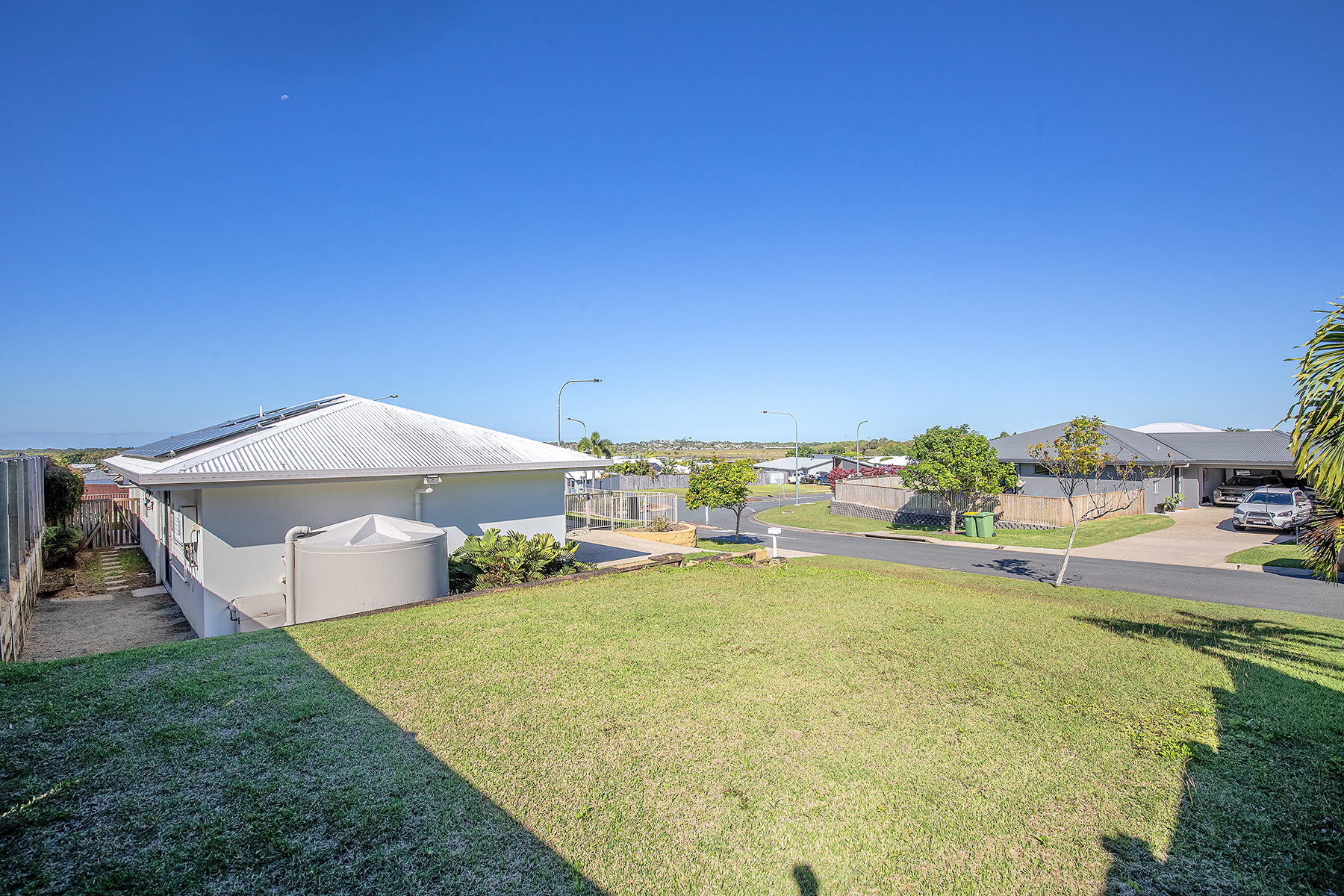 2 BENSARA CR, BEACONSFIELD QLD 4740, 0 ห้องนอน, 0 ห้องน้ำ, House