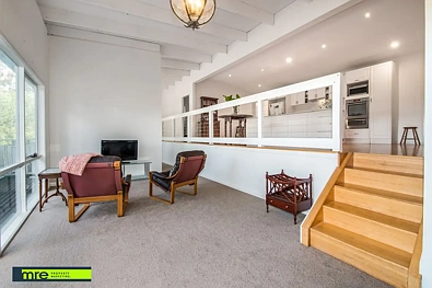 217 Olinda-Monbulk Road, Monbulk, VIC 3793, 4房, 3浴, 独立屋