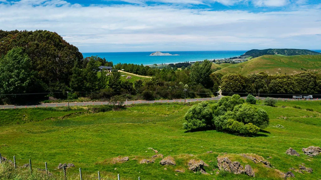 Waimarama Snap This Up! Prime Spot, Stunning Views