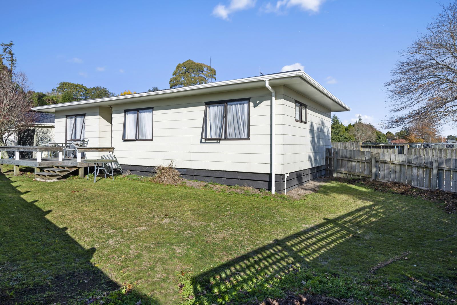 54a Aquarius Drive, Kawaha Point, Rotorua, 3 Schlafzimmer, 1 Badezimmer