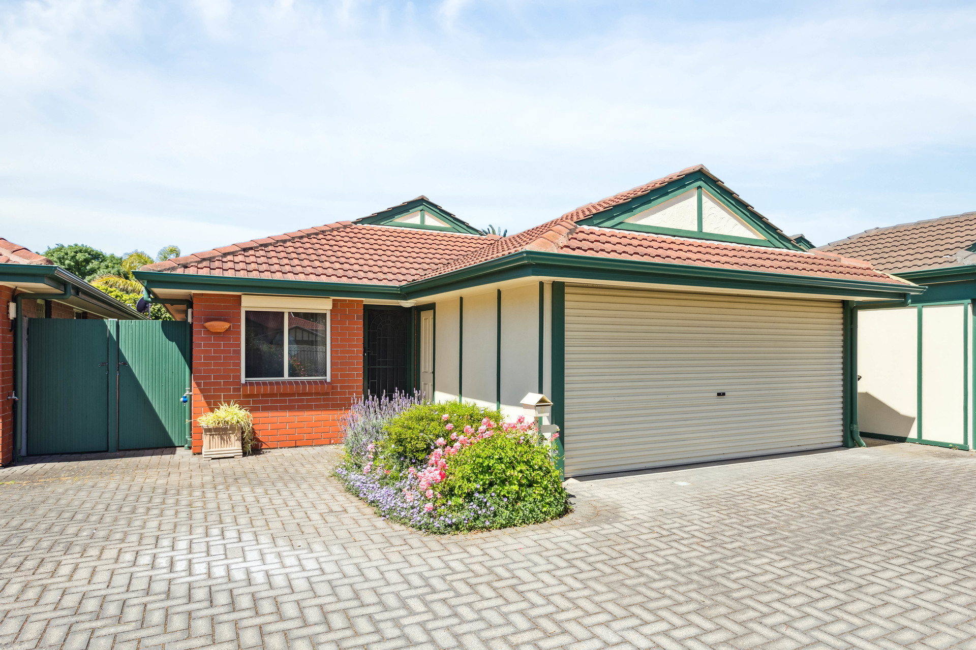 HOUSING DIVERSITY NEIGHBOURHOOD