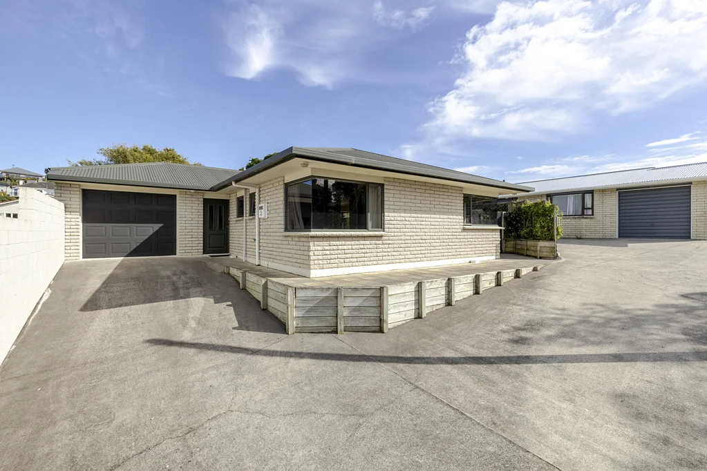Moturoa 2房  Spacious, Sunny and Convenient