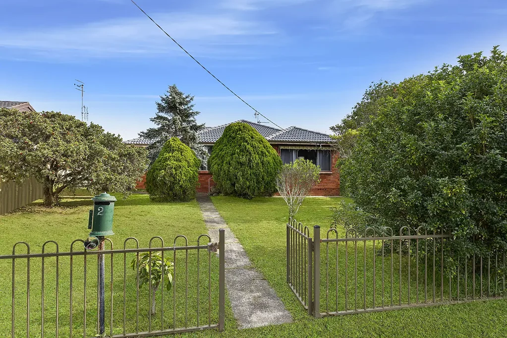 Noraville 3Kwarto 700+sqm Block with Dual Street Access - Untapped Potential!