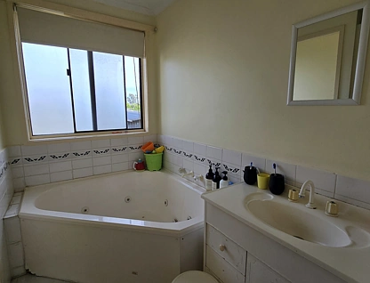 4 Highton Close, Hampton Park, South East Melbourne, 3 침실, 1 욕실, House