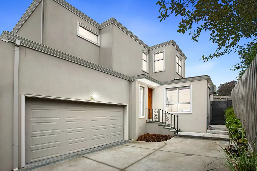 2/56 Cassinia Avenue, Ashwood, VIC 3147
