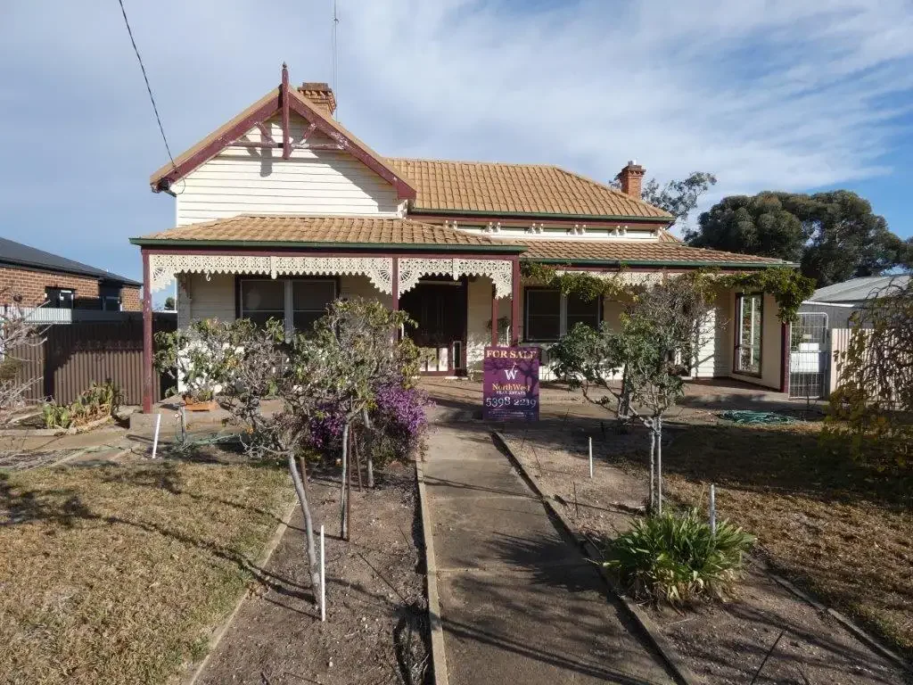 Warracknabeal 3房  BUILT IN 1906