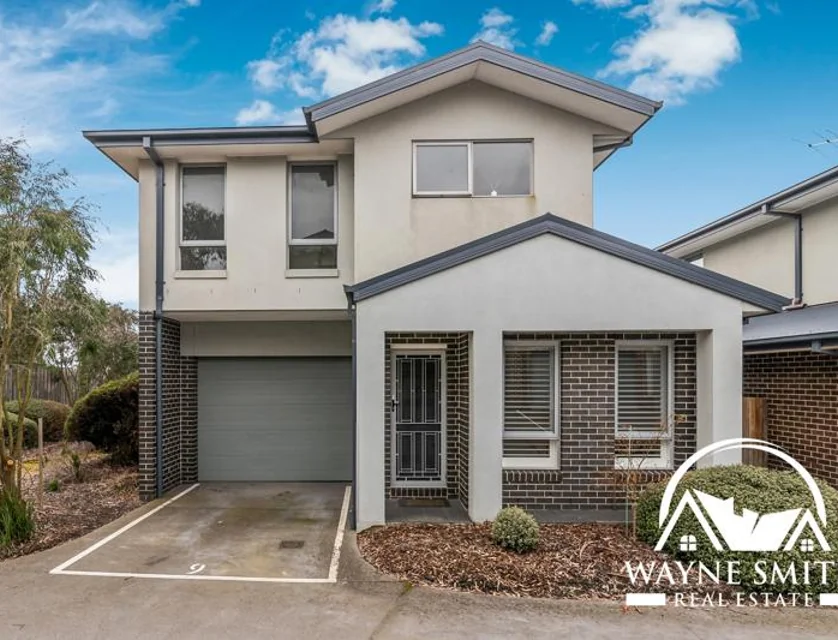 9/32 Rutledge Street, Kilmore, VIC 3764, 3房, 2浴, Townhouse