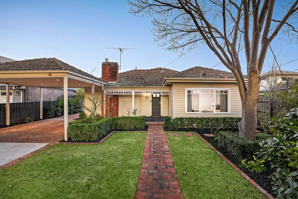 68 Rosstrevor Crescent, Mitcham, VIC 3132