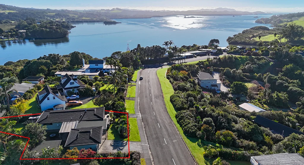 Kerikeri 4房  A home that handles family life