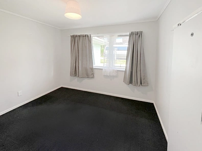 20 Thornlow Street, Glendene, Auckland