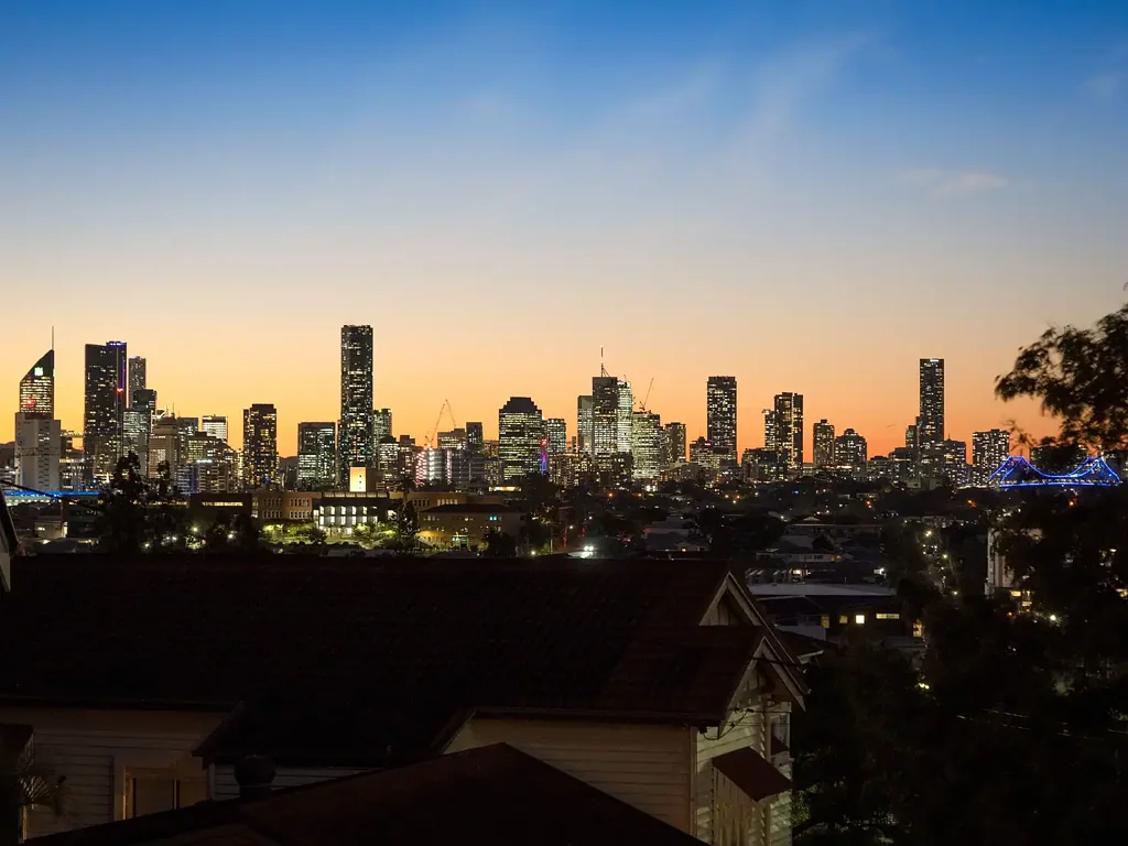 Coorparoo 3ਬੈੱਡਰੂਮ Grand Residence with Iconic City and Story Bridge Views