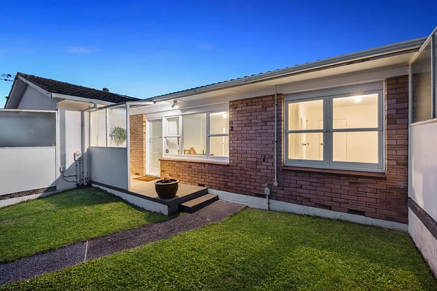 2/40a Hamlin Road, Mount Wellington, Auckland City