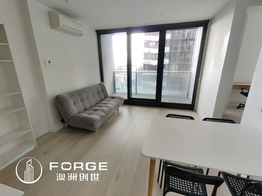 FURNISHED 2-BEDROOMS APARTMENT IN EQ TOWER