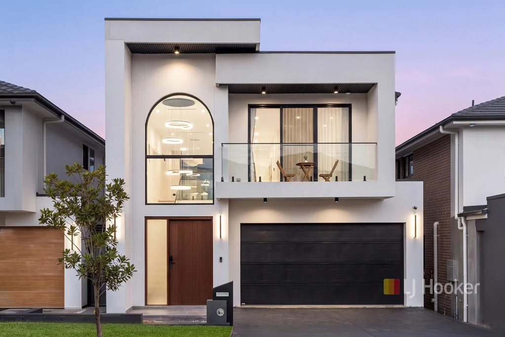 Oakville 5房 Oakville 建筑设计奢华生活 Architecturally Designed Luxury Living in Oakville