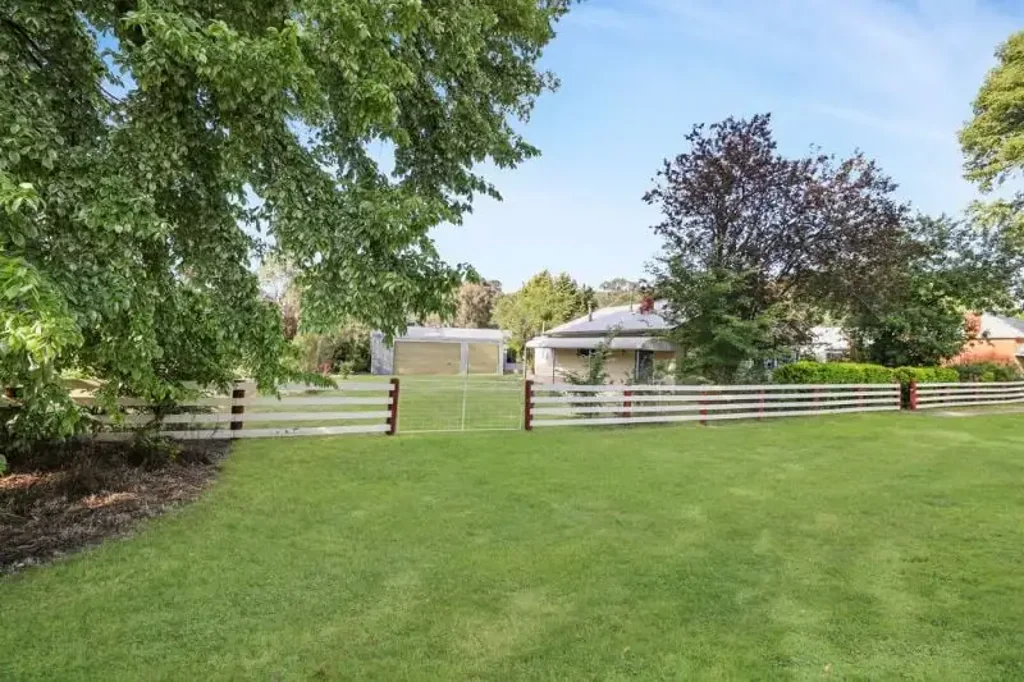 Rockley 3Habitaciones CHARMING 3 BEDROOM COTTAGE PLUS HUGE SHED IN THE HEART OF ROCKLEY