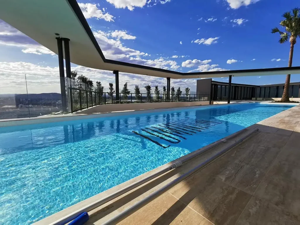 Modern Unfurnished 3-Bedroom Apartment in the Heart of Newstead � Luminare