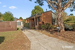 8 Summerville Crescent, Florey