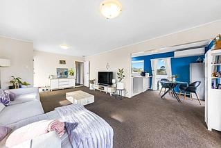 1/12 Glenvar Road, Torbay, North Shore City