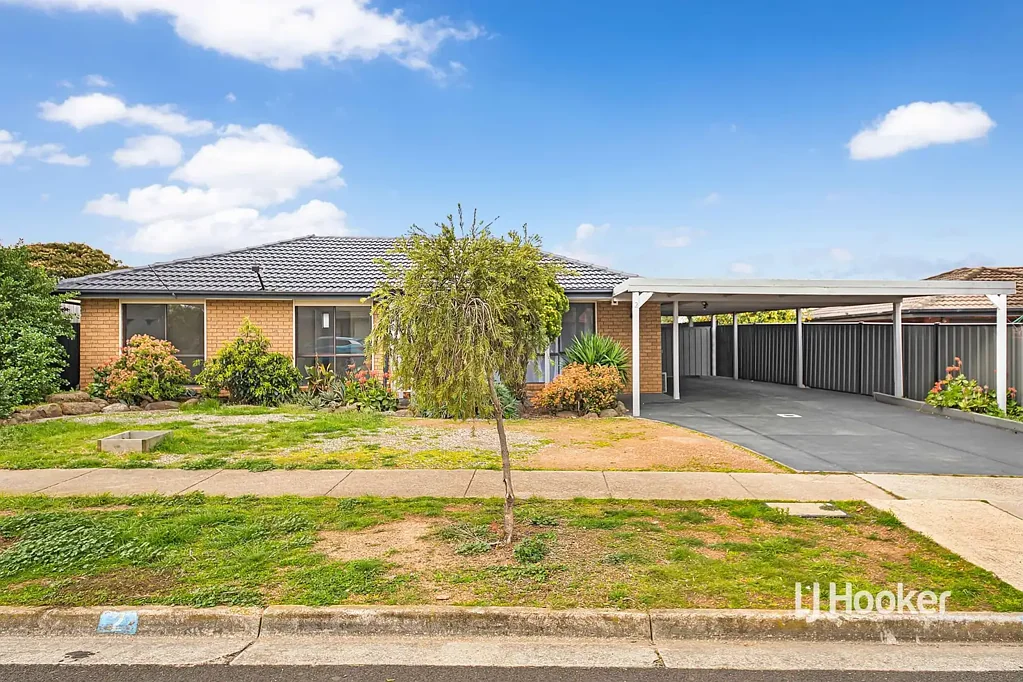 Spacious Home with Self-Contained Granny Flat and Huge Backy
