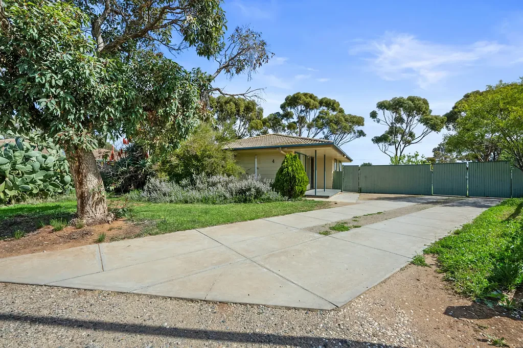 3 Bedroom family home in Murray Bridge