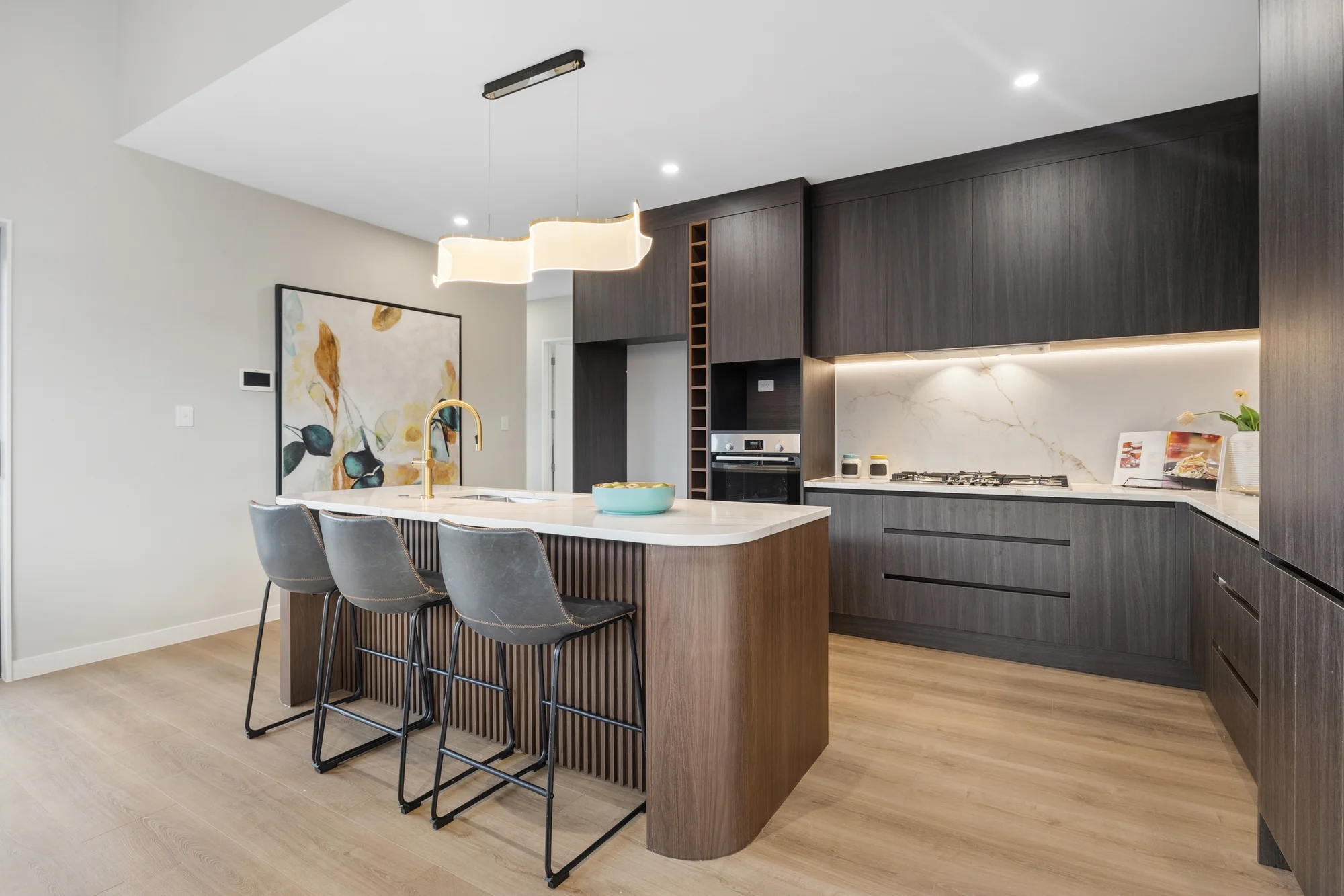 Clevedon 4 Bedroom Stylish Living in Semi-Rural Serenity