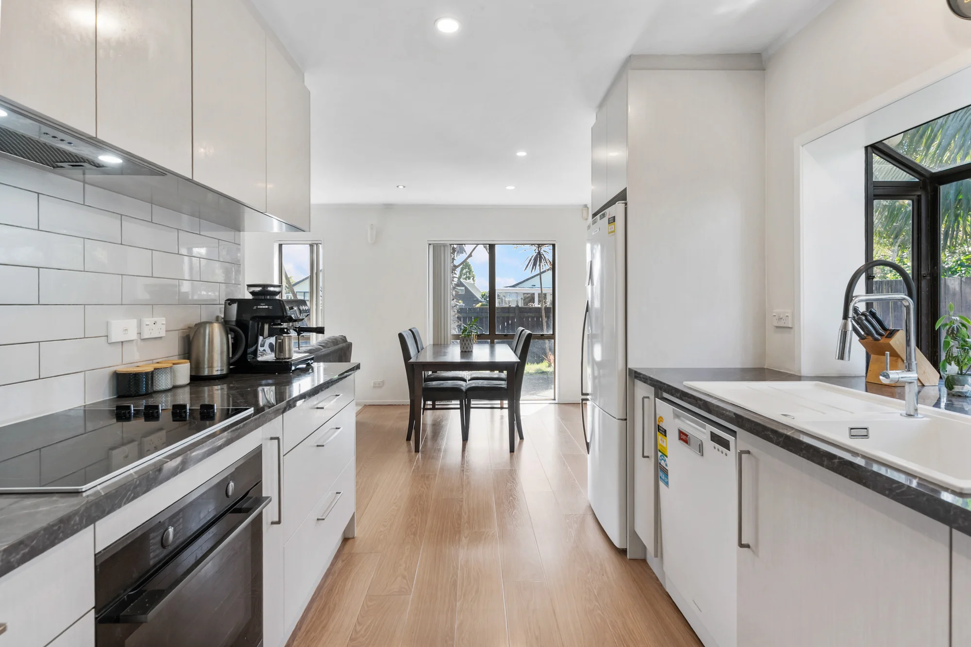 8 Sunningdale Street, Wattle Downs, photo 4
