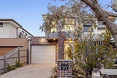 Yarraville 3房 时尚、宽敞，专为现代生活设计 Stylish, Spacious & Designed for Modern Living