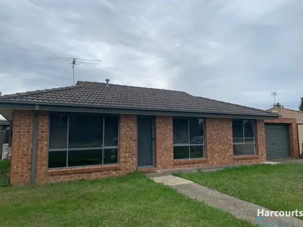 Charming 2-Bedroom Unit in Mill Park