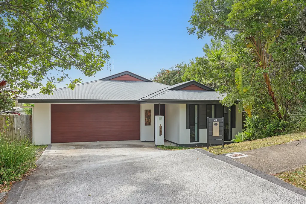Pacific Pines 4બેડરૂમ GENEROUS LIVING & AN IMPRESSIVE BACKYARD IN PACIFIC PINES