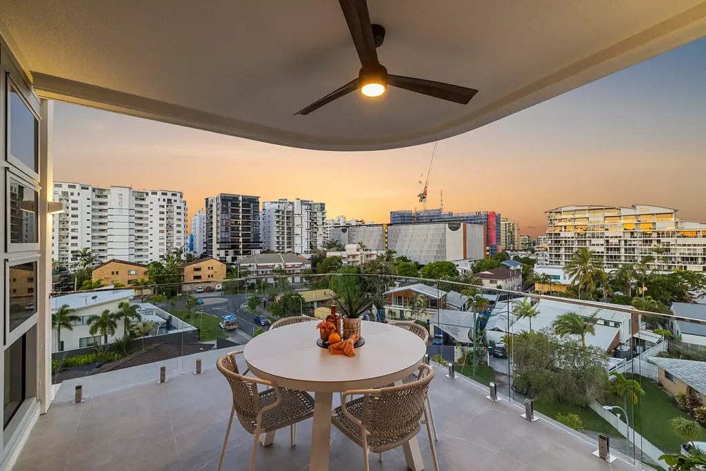 Luxury Coastal Living in the Heart of Mooloolaba!