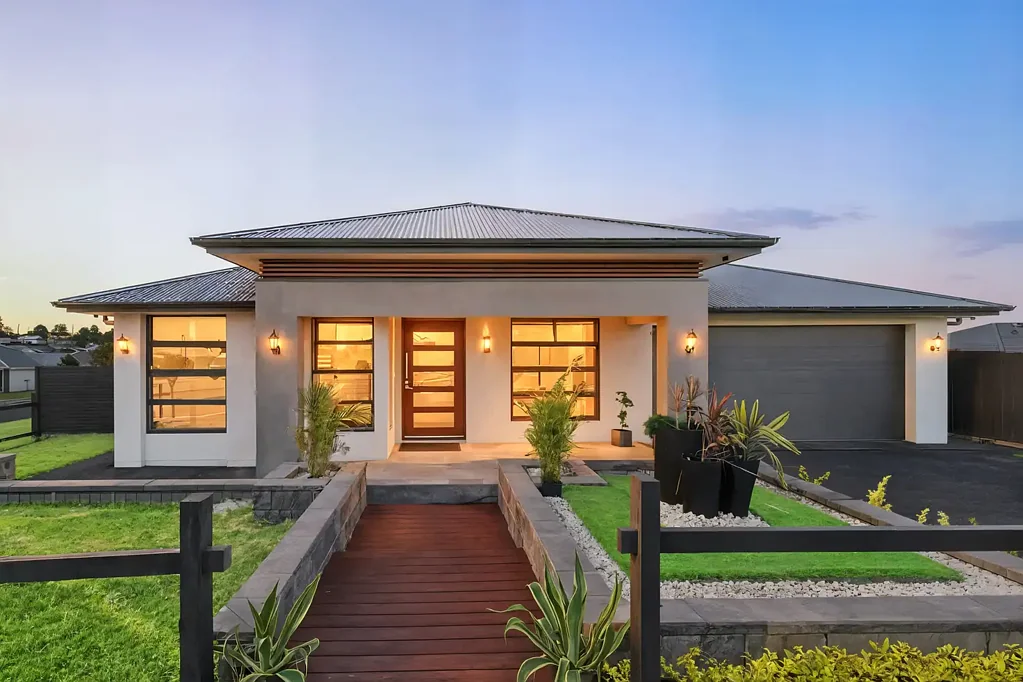 Gillieston Heights 4房  Modern Family Home in Prime Location