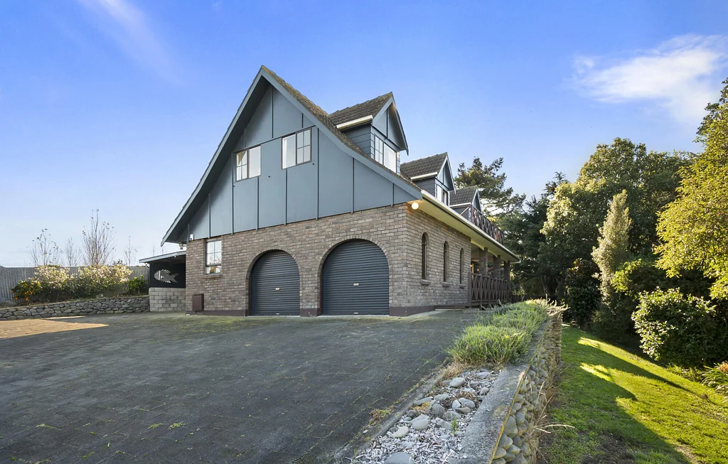 Feilding 5房  Privacy, Views and Room for Everyone