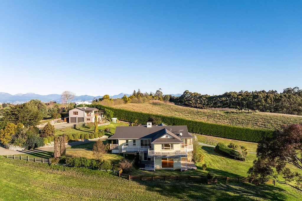Upper Moutere Exceptional lifestyle setting with two dwellings