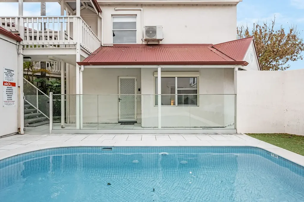 Victor Harbor 2 Slaapkamer Renovated Ground Floor Apartment - Walk to Everything