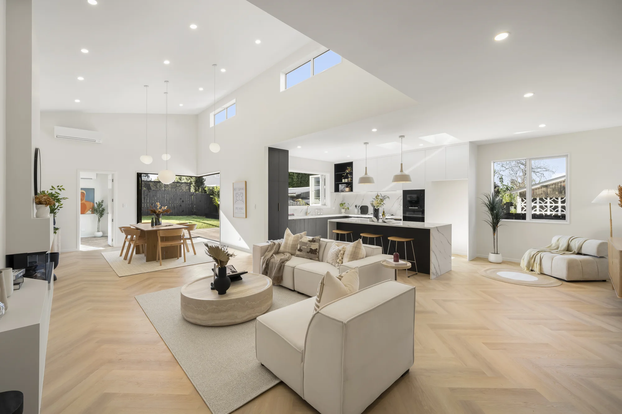Belmont 4Kwarto Renovated, Expanded & Ready to Impress