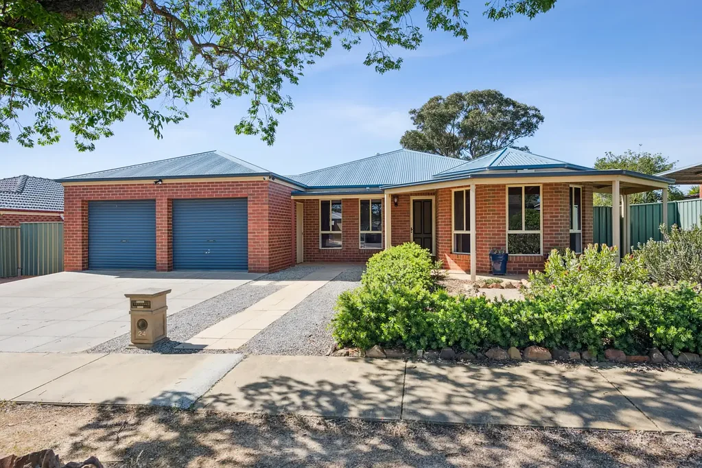 24 Parkway Drive, Strathfieldsaye, VIC 3551