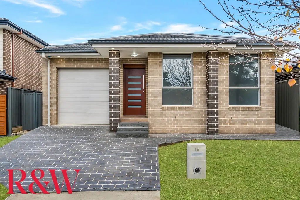 LARGE FAMILY HOME
