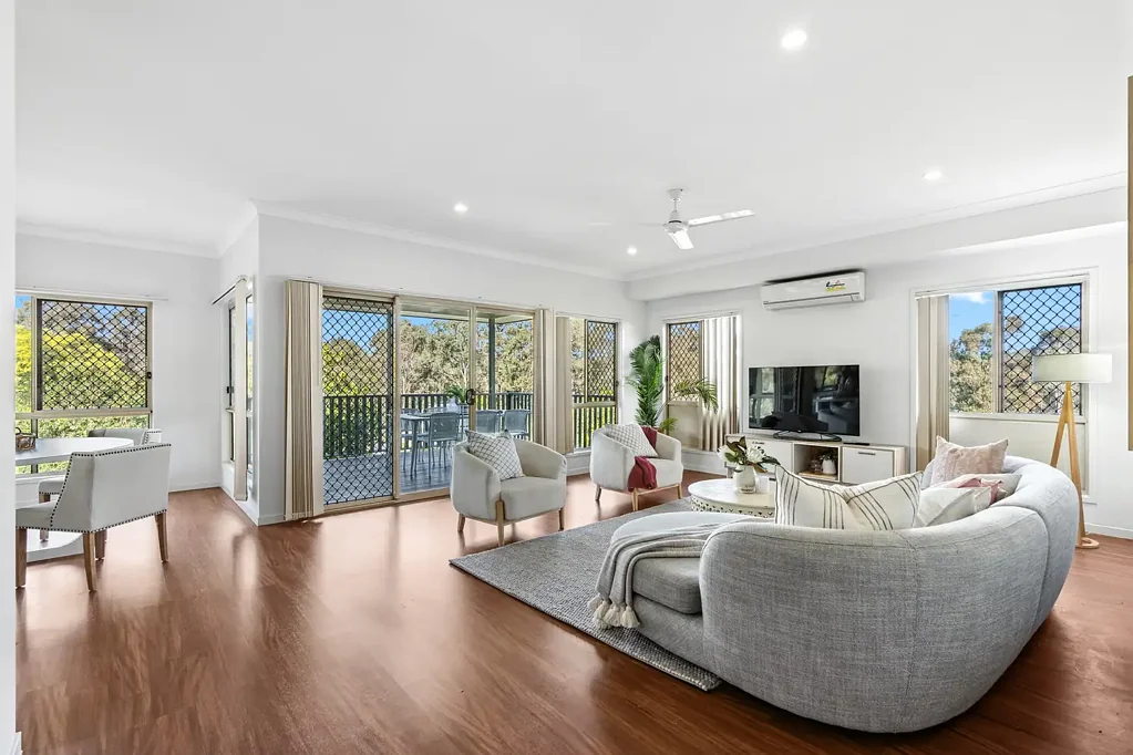 Augustine Heights 4 Bedroom Spacious Family Living with Separate Zones & Natural Back Yard