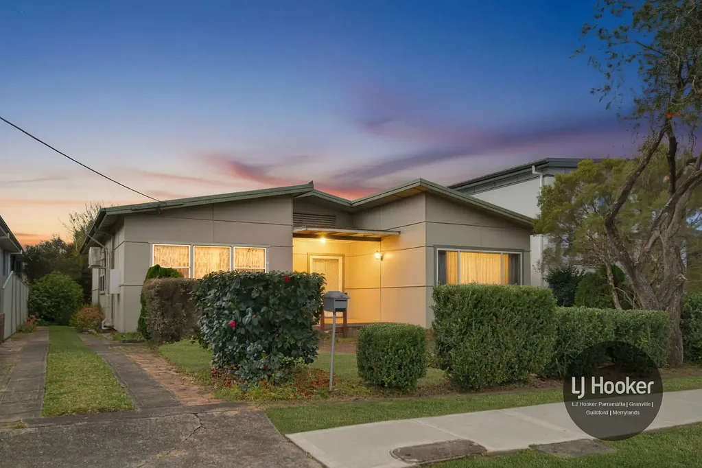 Merrylands 3 Bedroom Deceased Estate – Must Be Sold |
714.5sqm and 15.24m Frontage Approx.
