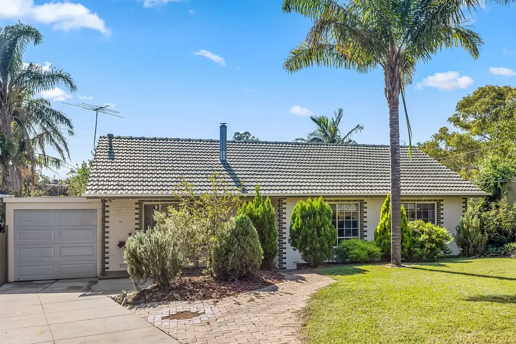 12 Gondola Grove, Para Hills, SA 5096
