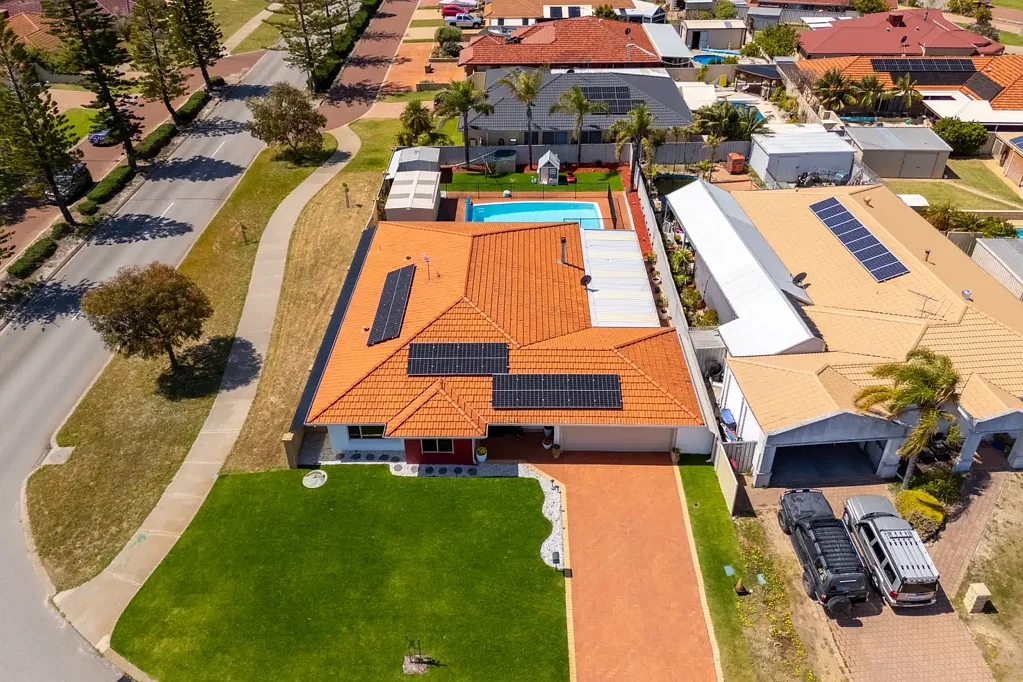1 Montmartre Green, Port Kennedy, WA 6172