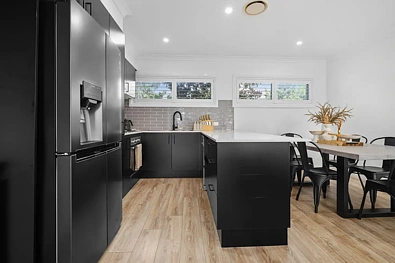3/4 Crest Road, Wallsend, NSW 2287, 3房, 2浴, Townhouse