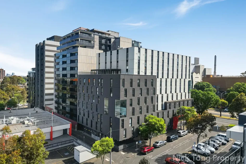 Fully Furnished Inner-City Student Living – Walk to Uni!
