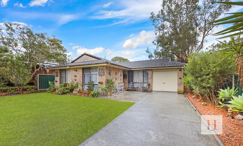 27 Gymea Crescent, Mannering Park, NSW 2259