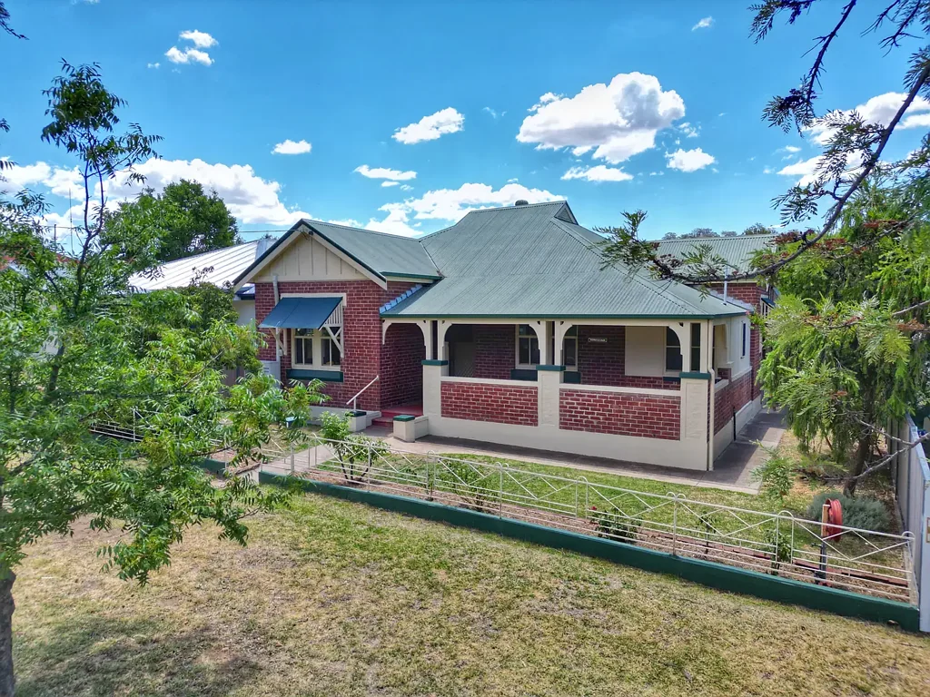 18 Denman Street, Cowra, NSW 2794