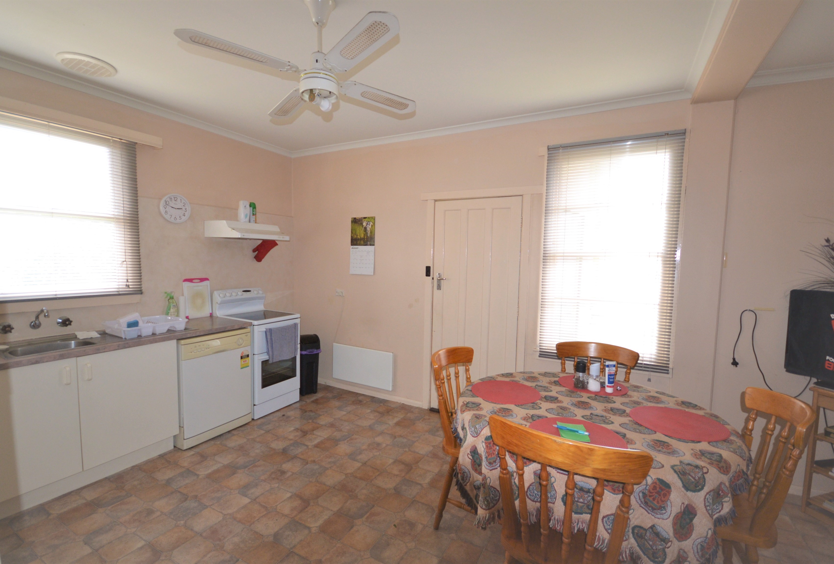 45 ROPER ST, MOUNT BEAUTY VIC 3699, 0 phòng ngủ, 0 phòng tắm, House