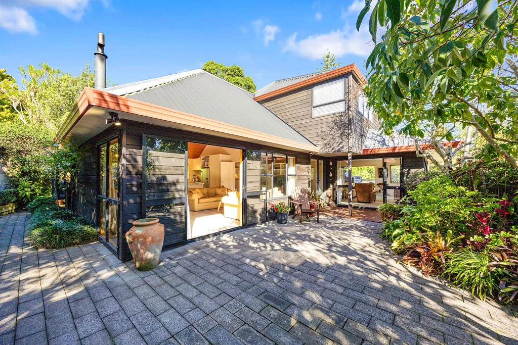 Meadowbank 3Kwarto Classic Cedar, Timeless Appeal
