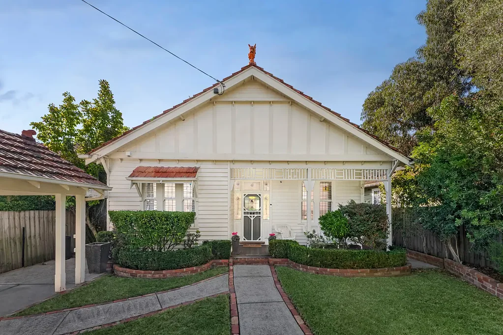 18 Glen Street, Essendon, VIC 3040