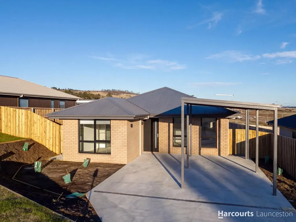 Charming & Comfortable Living at 5 Norah Street