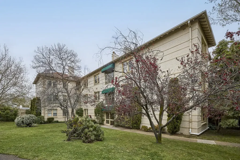 12/22 Charnwood Crescent, St Kilda, VIC 3182